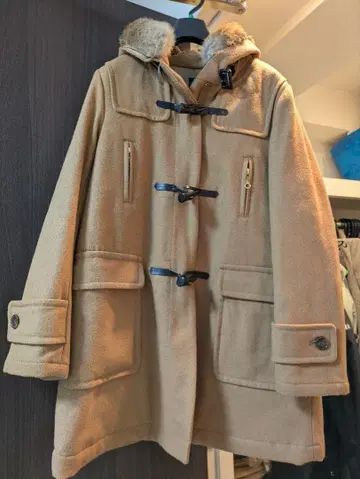 베이지 더플 코트 후드 부착
