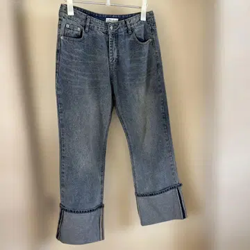 Deuku 다크 블루 플레어컷 데님