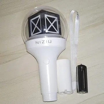 NiziU 공식 응원봉