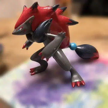 포켓몬 포즈 피규어 조로아크