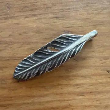 LYNCH SILVERSMITH 실버 깃털 펜던트