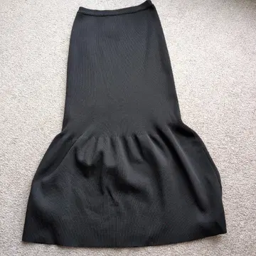 [ 새상품급 ] ur's 머메이드 라인 스커트 블랙 sizeS