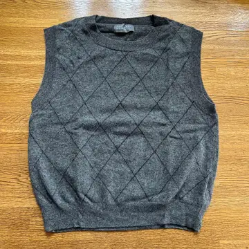 마가렛호웰 니트 베스트