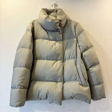 [ 새상품급 ] Massimo Dutti 마시모두띠 다운 자켓 그린