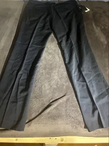 ZARA MAN 블랙 팬츠 미사용
