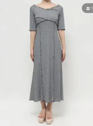 새상품급 MERCURYDUO 깅엄 체크 패턴 원피스 SMALL 블랙