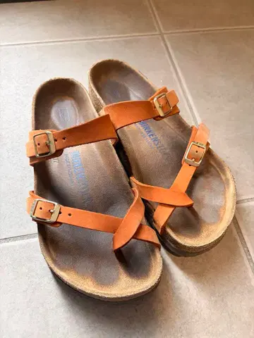 Birkenstock 브라운 스트랩 샌들 38