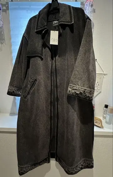 미사용 ZARA SM 사이즈 데님 맥시 길이 코트 블랙