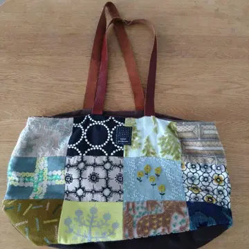 가격 인하! 미나 페르호넨 버킷 백