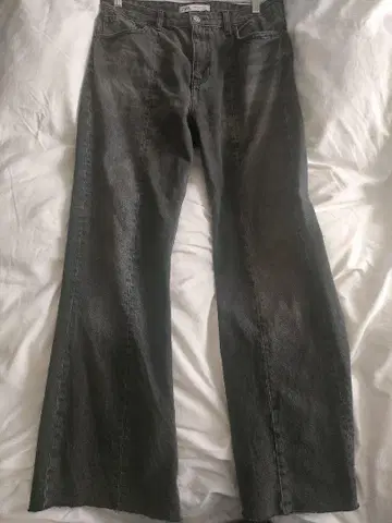 ZARA 플레어 데님 컷오프 밑단