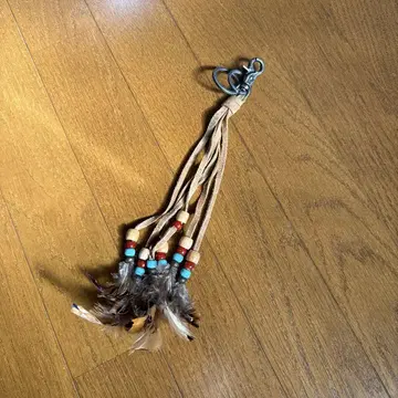 D&G 가죽 깃털 프린지 키링