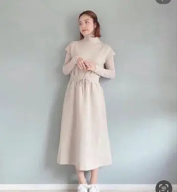 스칼라 SUKALA 원피스 시어 슬리브 셋업