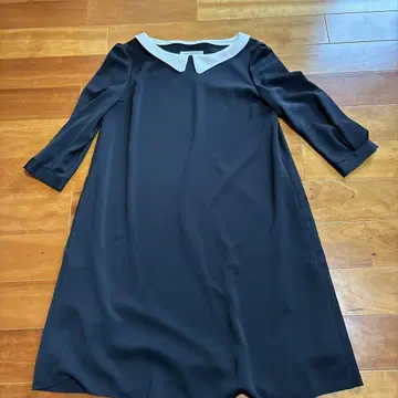 FOXEY NEW YORK 화이트 칼라 블랙 원피스