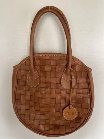 zucchero filato (즈케로 필라토) 백