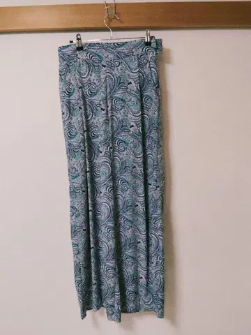 SOEJU 소, 사이즈 L, 페이즐리 무늬 와이드 팬츠, 블루 blue