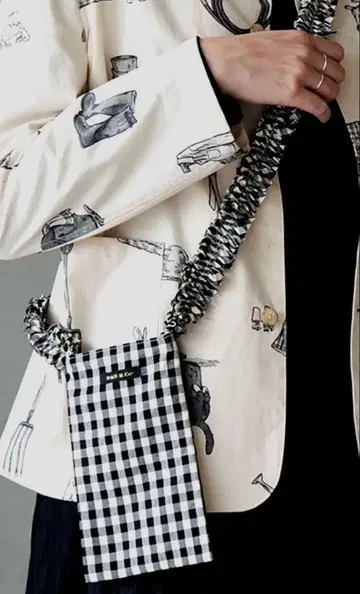 R&D.M.Co. 체크 무늬 숄더백
