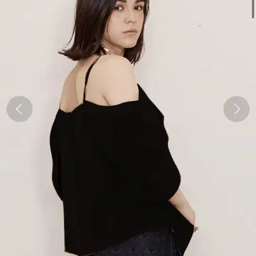 ELIN 조젯 오프숄더 탑