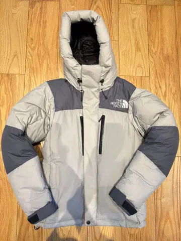 THE NORTH FACE 다운 자켓 그레이