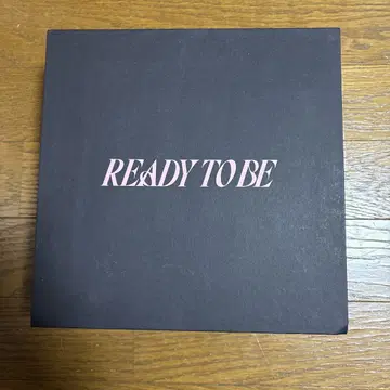 TWICE 5TH WORLD TOUR READY TO BE