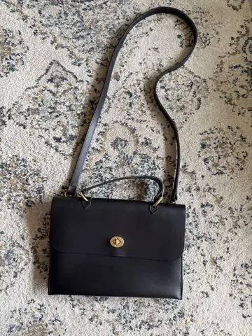 MIMI BERRY 숄더백 2WAY HEBE 가죽 블랙