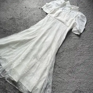 머큐리 듀오 뷔스티에 도킹 파워숄더 롱 셔츠 원피스 오프화이트 새상품급