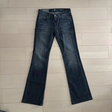 [ 새상품 ] 7 For All Mankind 부츠컷 데님