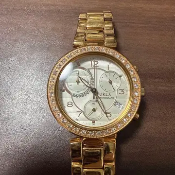 PE3 FURLA 골드 크로노그래프 손목시계