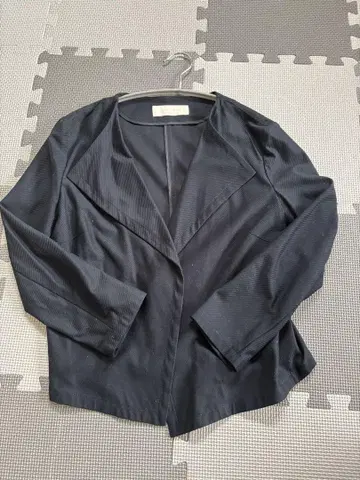 Ballsey 네이비 노카라 자켓