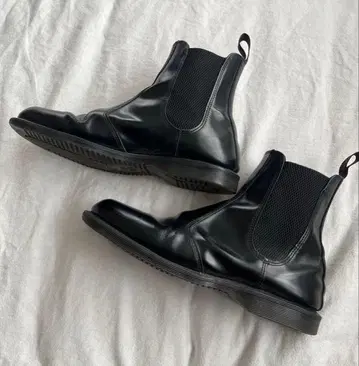 닥터마틴 UK9 사이드 고어 블랙