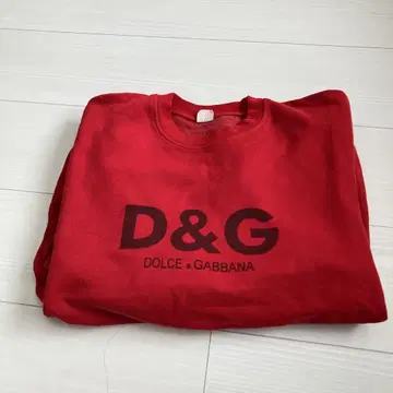 D&G 레드 맨투맨 M 스페인산