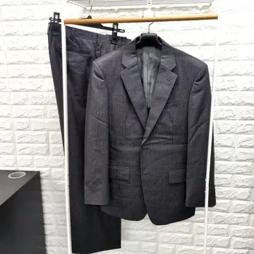 Scabal 스트라이프 비즈니스 정장