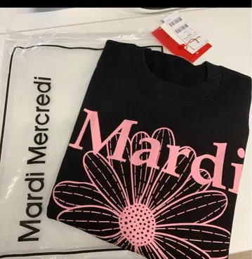 Mardi 꽃 디자인 맨투맨