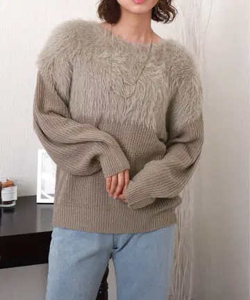 오버 사이즈 샤기 절개 니트