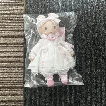 마론크림 화이트 프릴 마스코트 마스코트 홀더