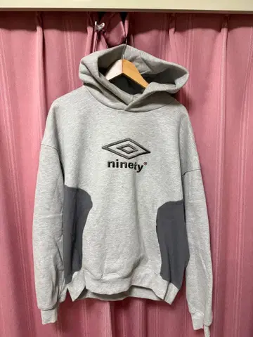9090 x Umbro 그레이 후드티 후드 부착