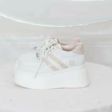 RoseMuse 로제뮤즈 Glitter point sneakers