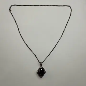 블랙스톤 펜던트 목걸이