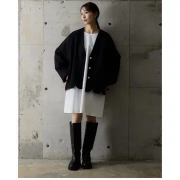 ensuite 스캘럽 자켓 카키우치 유미 블랙 M 비쥬 버튼 가든