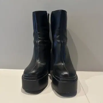 ZARA 힐 부츠