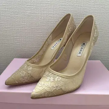 DIANA 베이지 레이스 하이힐