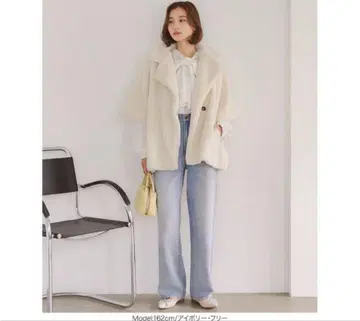 고베 레터스 보아 케이프 코트