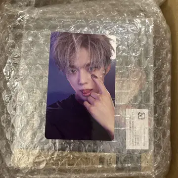 starkissed 럭키드로우 유니버셜 연준