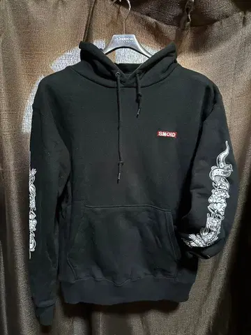 SNOID 후드티