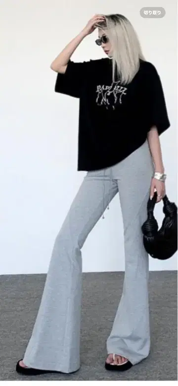 Glam.DlessLuxa 센터 심 SLIM FLARE 팬츠