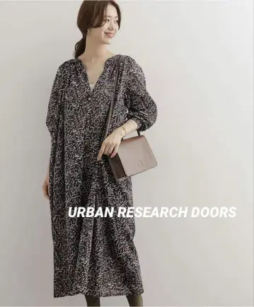 URBAN RESEARCH DOORS 오리엔탈 프린트 원피스