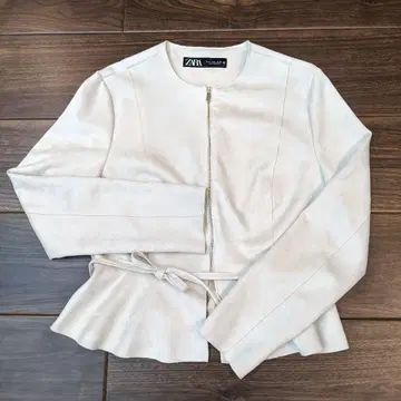 ZARA 노카라 자켓 크림색 L