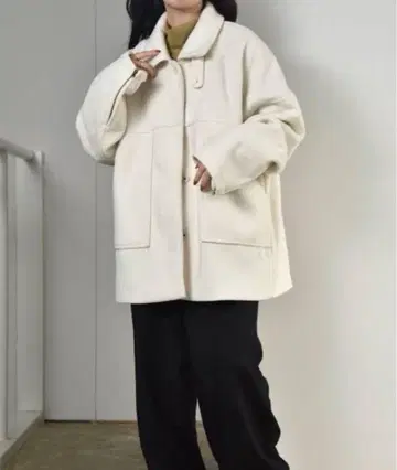 lawgy 라우지 아우터 화이트 무지