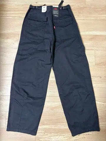 Levi's premium 블랙 팬츠