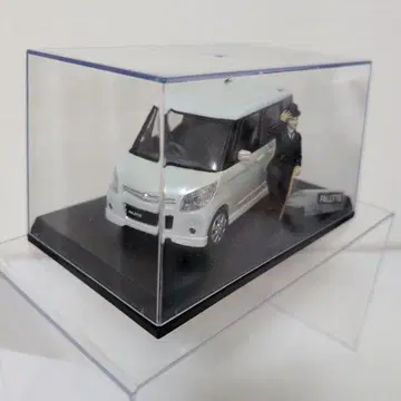 화이트 레트 컬러 샘플 미니카 피규어 포함