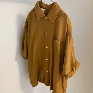 브라운 반팔 오버사이즈 셔츠 엔할리우드